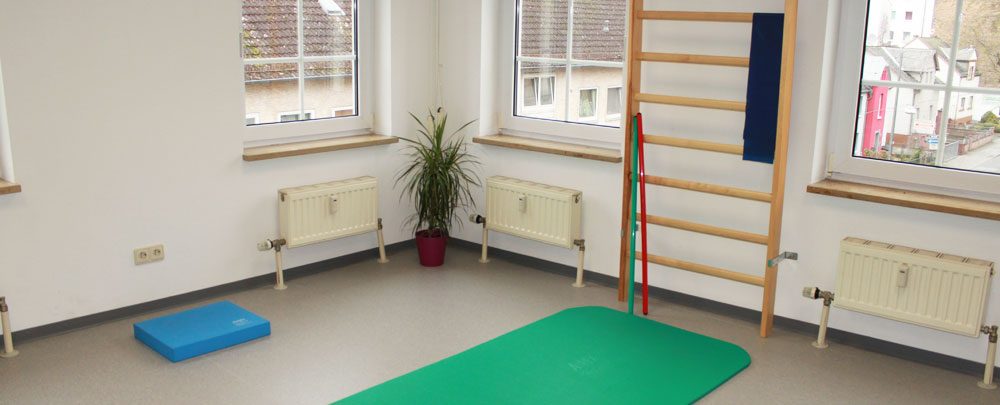 Krankengymnastik am Gerät der Physiotherapie Paraschou Wiesbaden